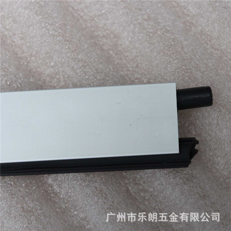 樂朗五金RDA-31 門底防塵器